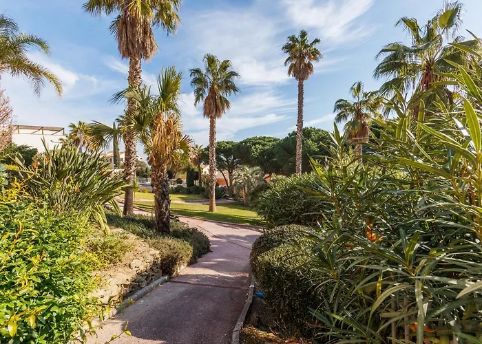 Avec Jardin, Clim&piscine - Proche Plages Et Randos, Parking Privé - La Girelle